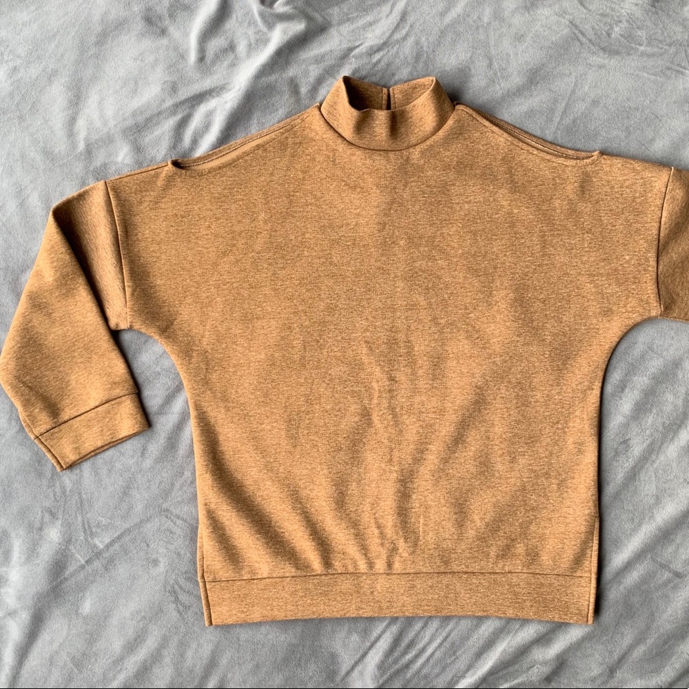 J.O.A. Los Angeles cold shoulder sweatshirt